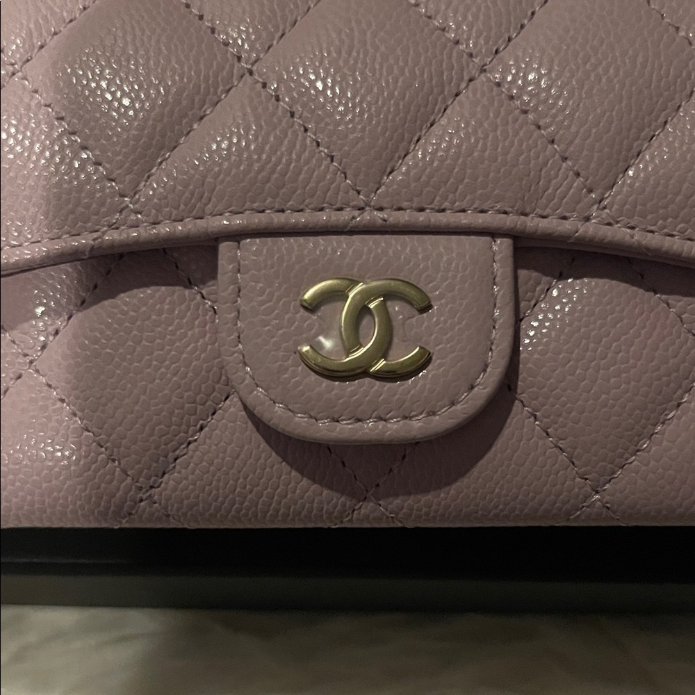 CHANEL Lavender Quilted Wallet - Picture 3 of 8